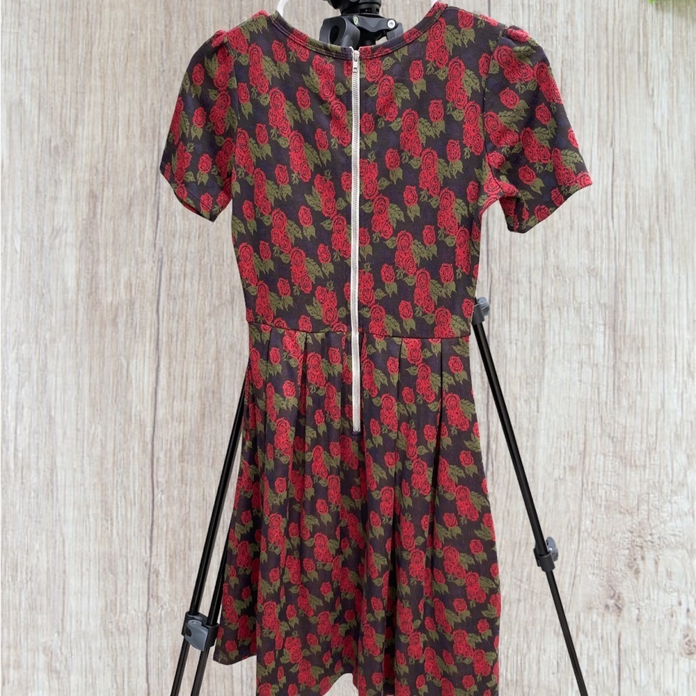 Lularoe Amelia dress Red Roses - Picture 4 of 4